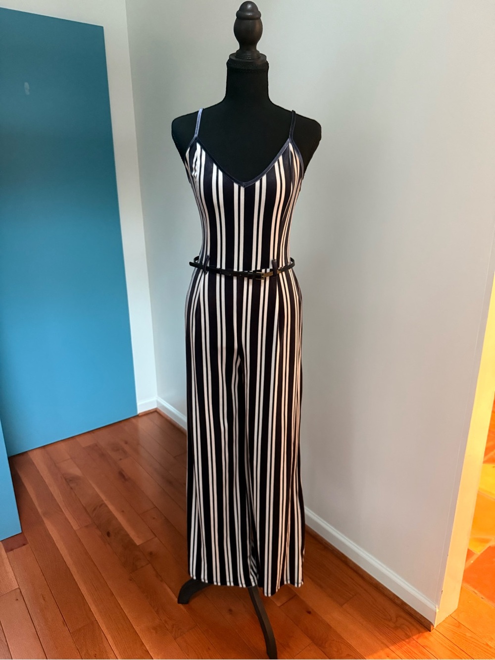 Forever 21 Navy & White Vertical Stripe Wide-Leg Jumpsuit Sz Small - Picture 3 of 14